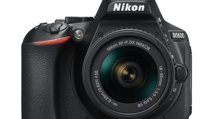 Nikon D5600 fronte